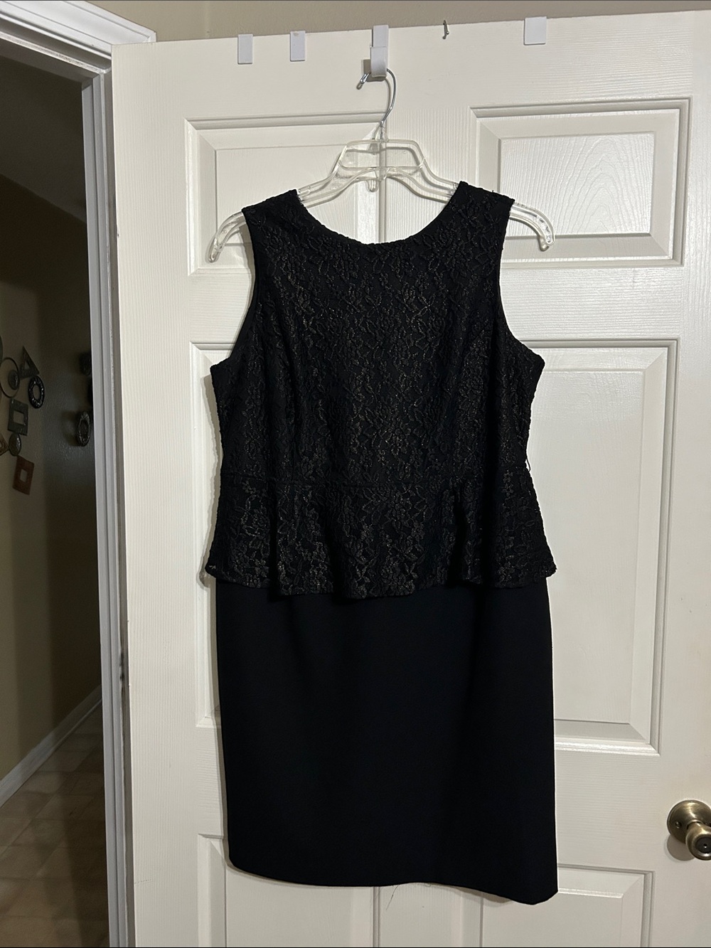 Classic Black Lace Peplum Sheath Dress - Women